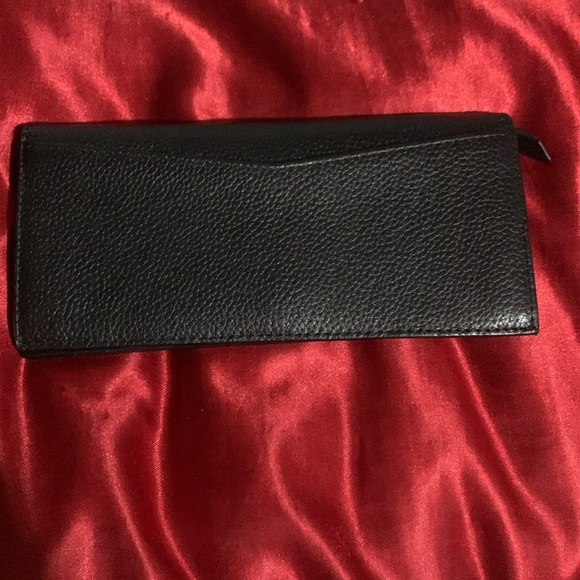 Wallet - Picture 2 of 6